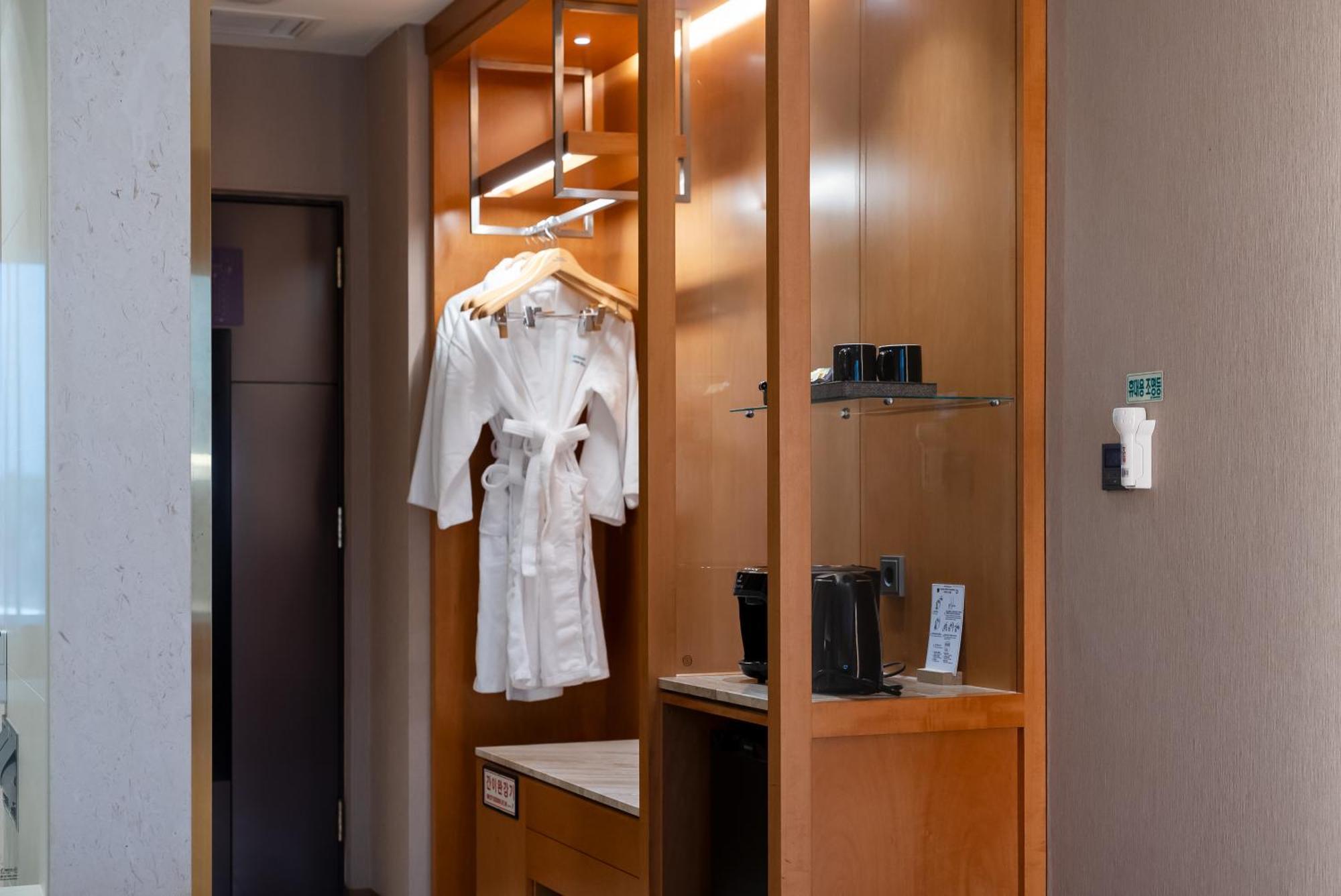 Hotel Interburgo Тэгу Экстерьер фото